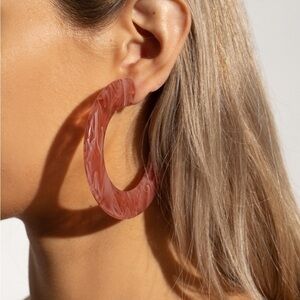 NWT Cult Gaia Kennedy Hoop Earrings